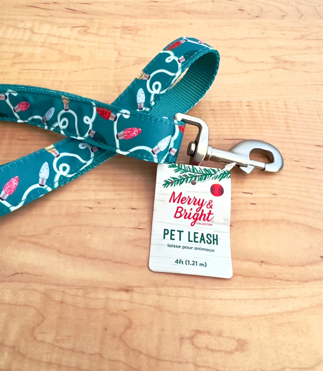Merry & Bright Pet Leash 4 Feet thumbnail