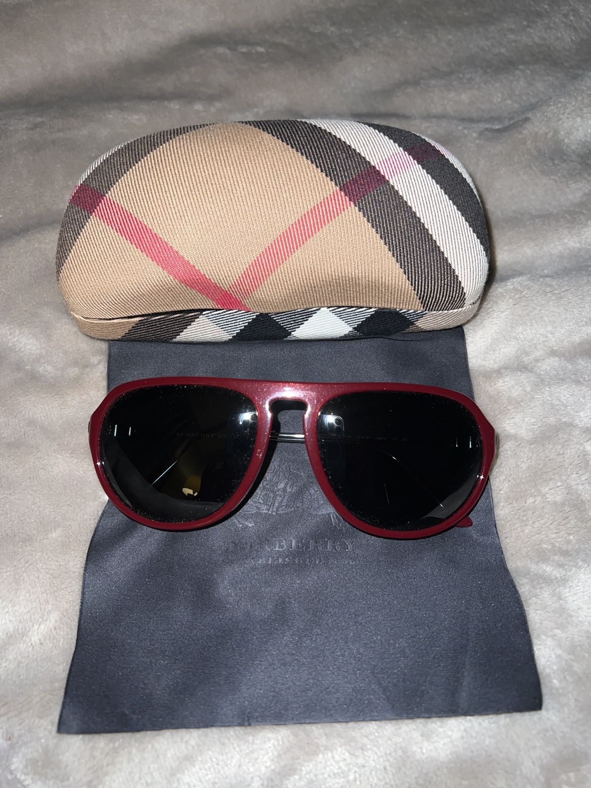 Burberry Sunglasses - photo 2