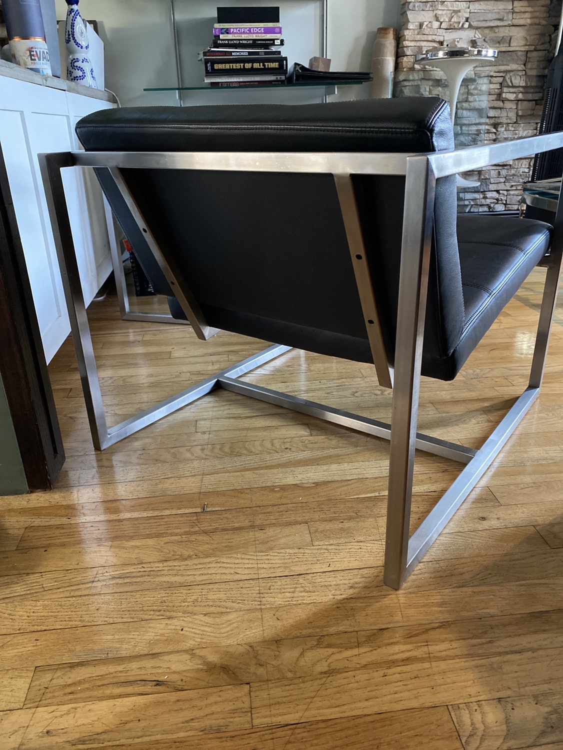 Modern Accent Chairs - photo 5