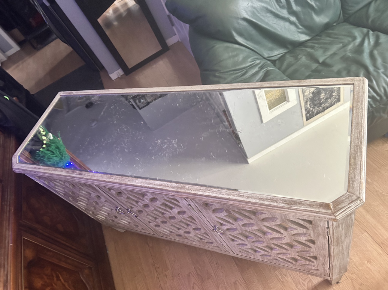 beautiful dresser - photo 2