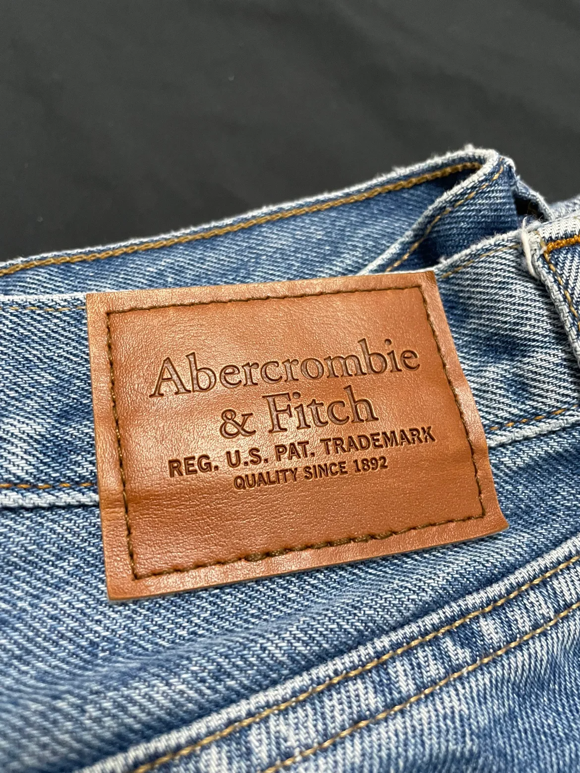 Abercrombie & Fitch Jeans thumbnail