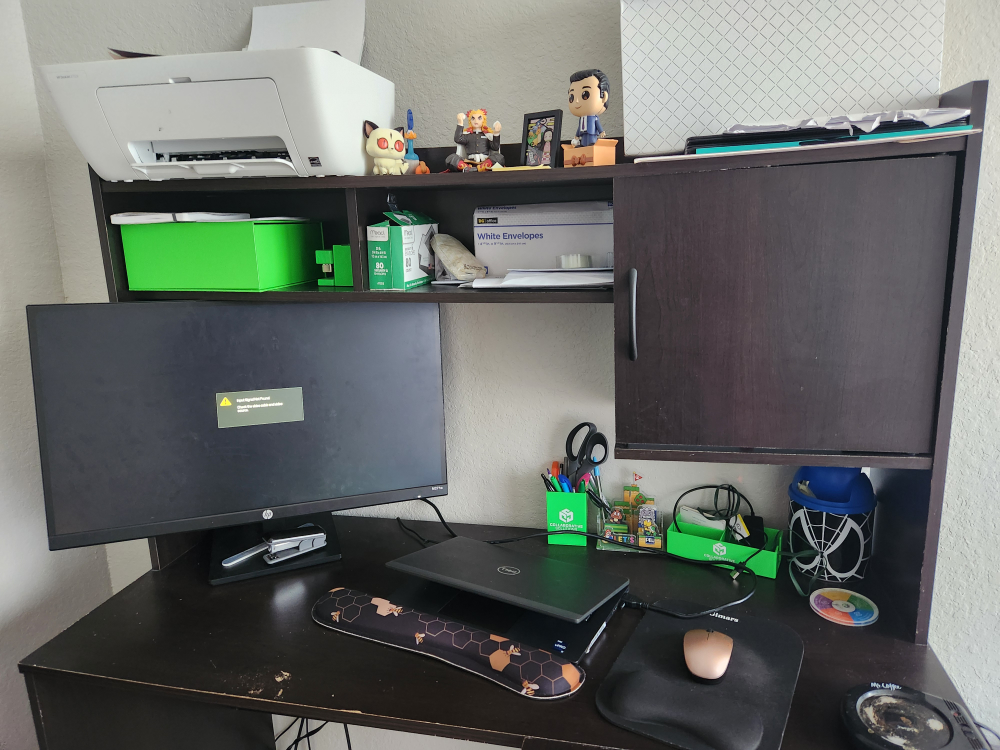 L-Shaped Desk with Hutch - photo 2