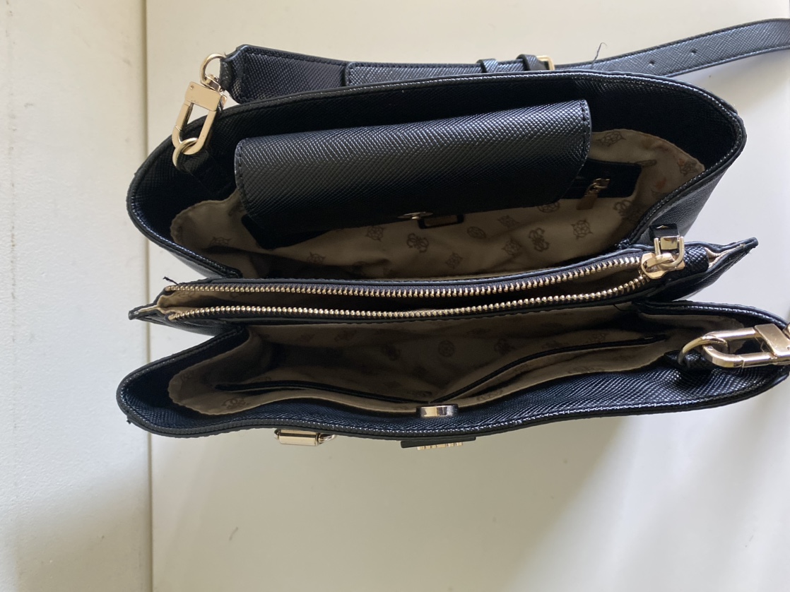 Guess Black Handbag - photo 2