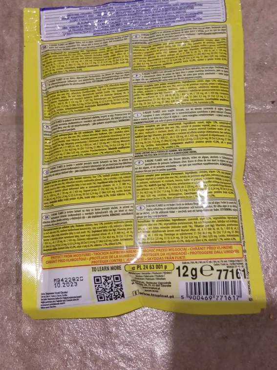 Tropical 3 Algae Flakes Fish Food image indicator(2)