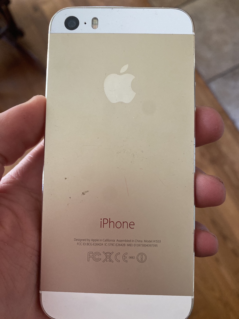 iPhone 5S Gold - photo 3