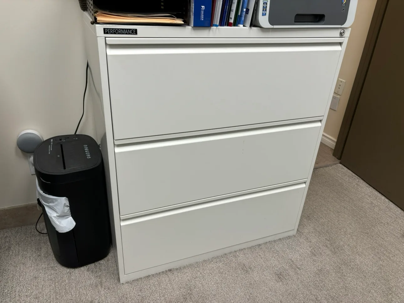 White 3-Drawer Filing Cabinet thumbnail