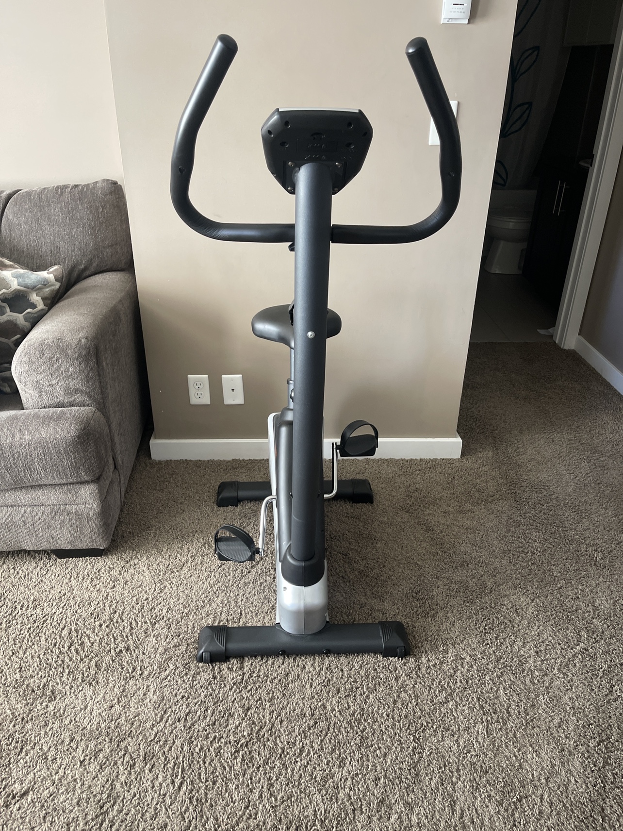 Healthrider Stationary Exercise Bike - photo 2