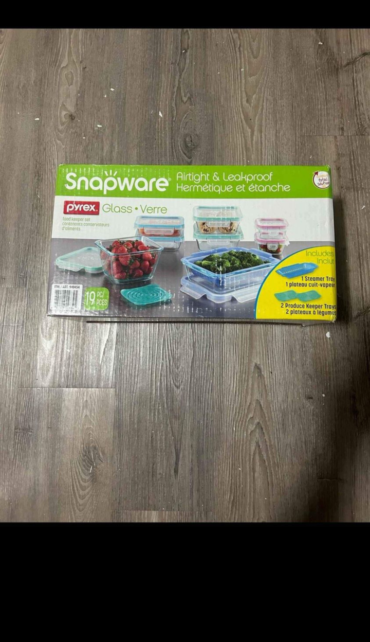 Snapware Glass Food Storage Containers