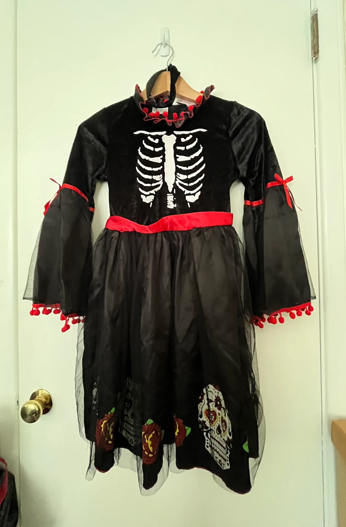 Size 8 Halloween Costume image indicator(2)