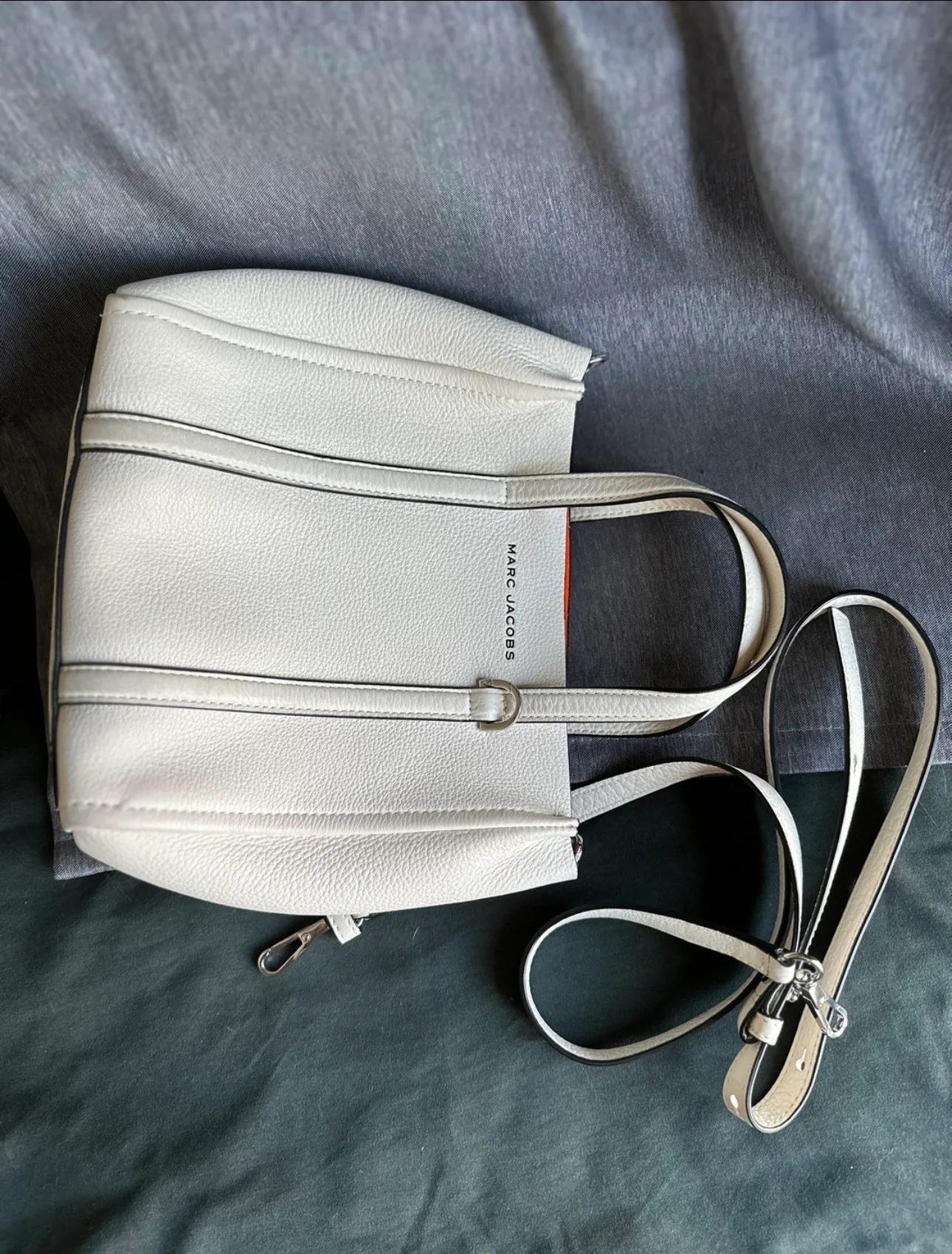 Marc Jacobs The Mini Tote Bag image indicator(3)