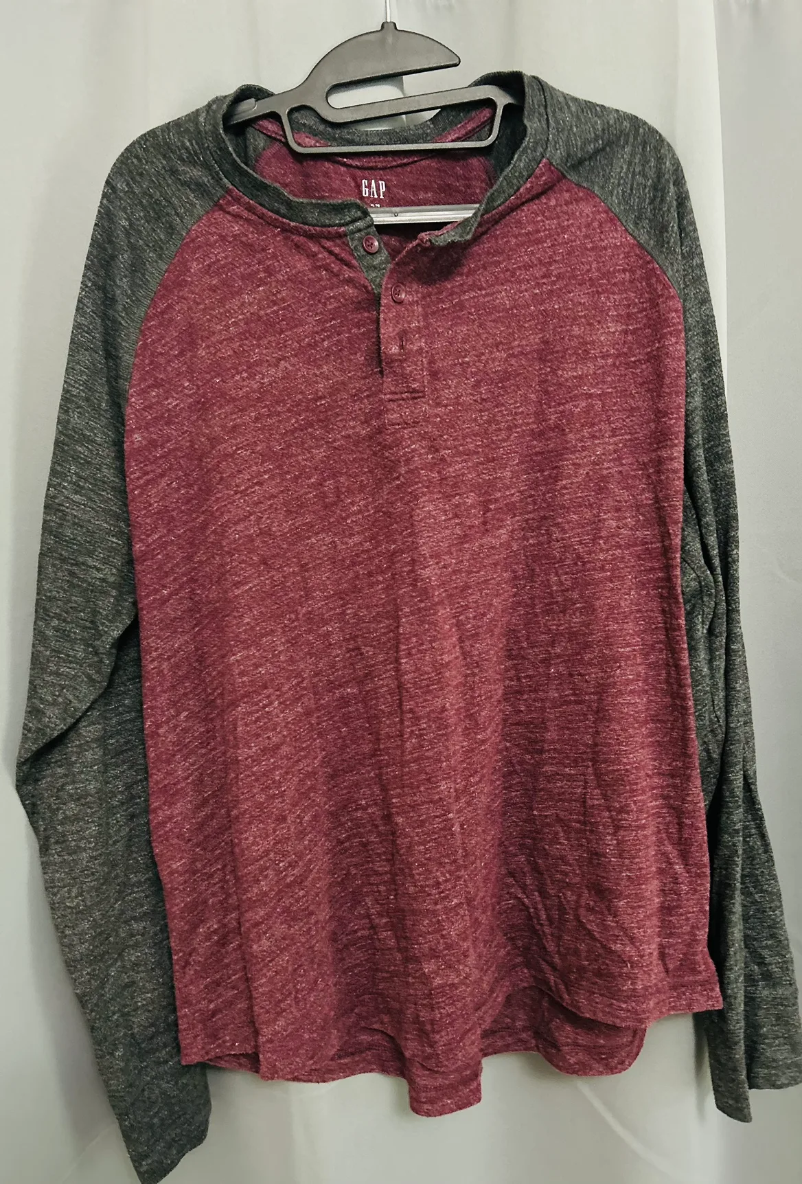 Gap Long Sleeve Shirt thumbnail