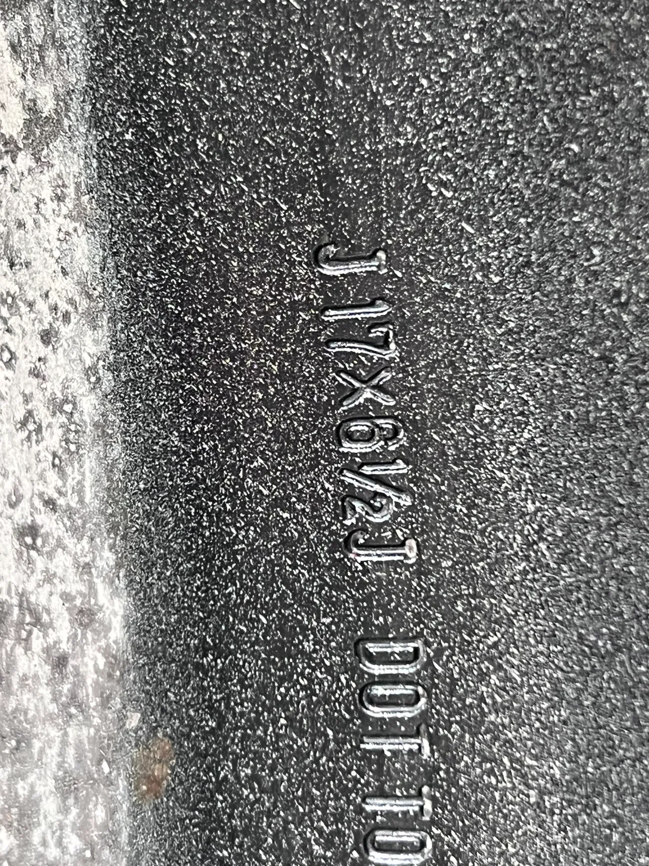 Used MICHELIN Winter Tires with rims 215/55R17 image indicator(8)