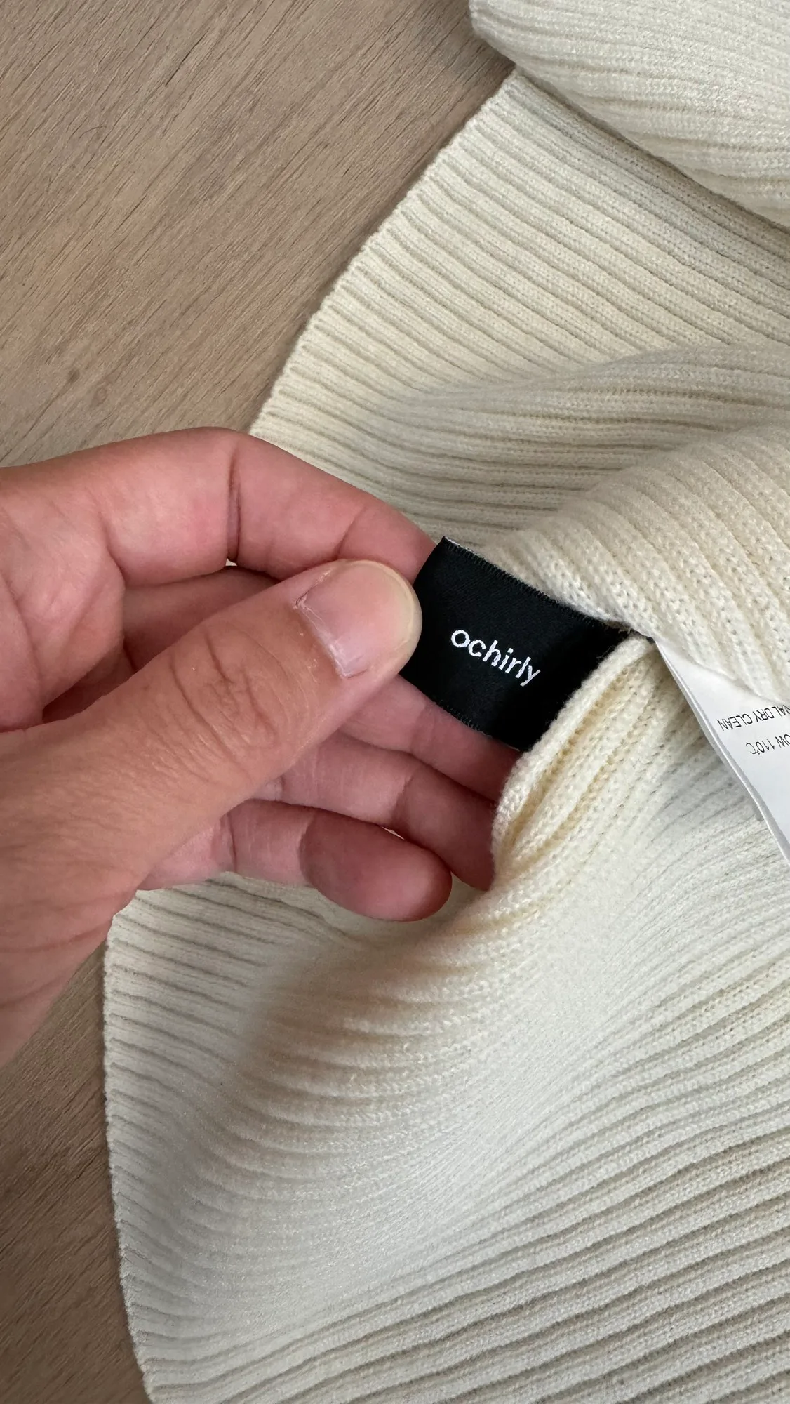 New! 100% wool creamy white wide-sleeves split sweater image indicator(7)