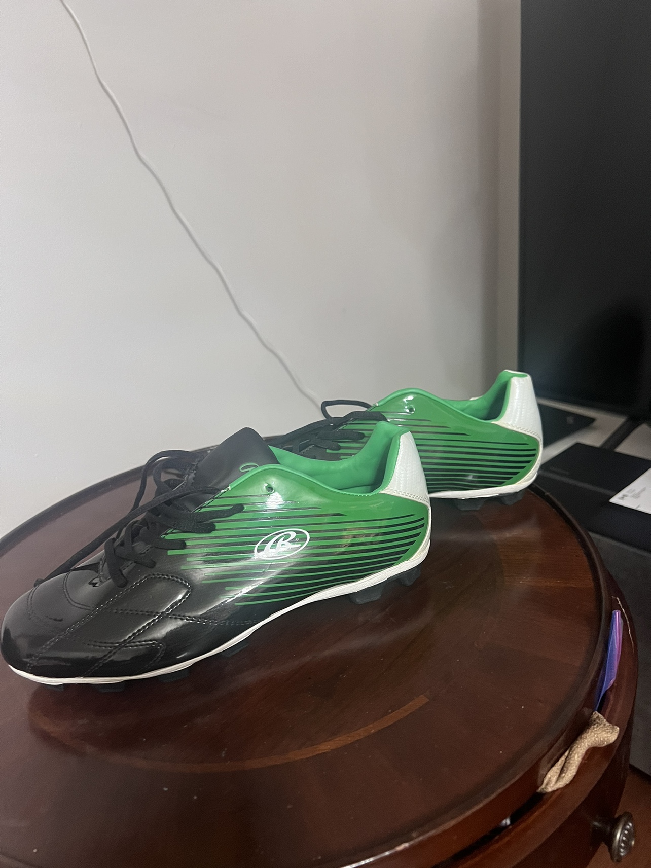 Size 10 Soccer Cleats