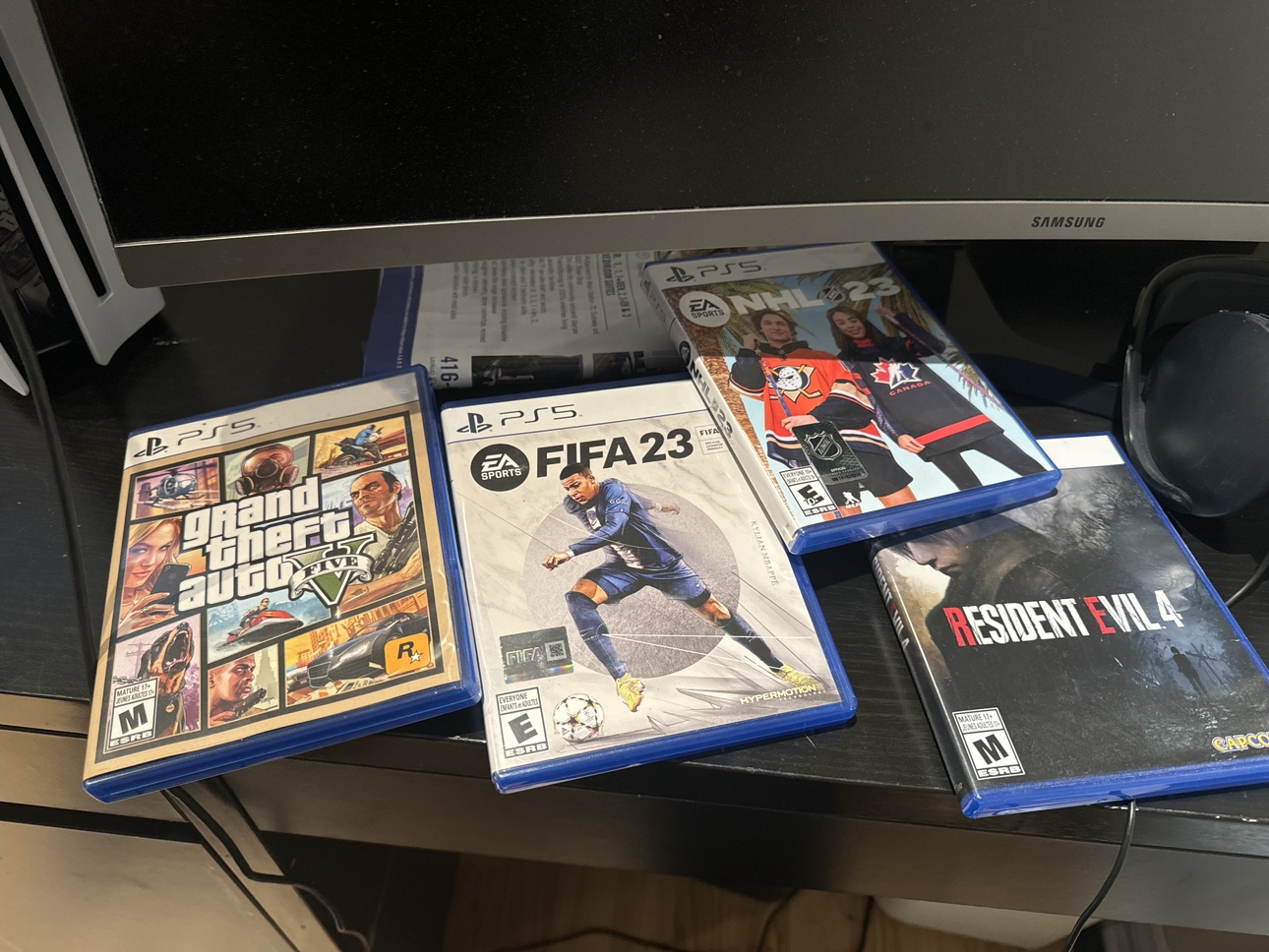 PlayStation 5 Bundle - photo 3