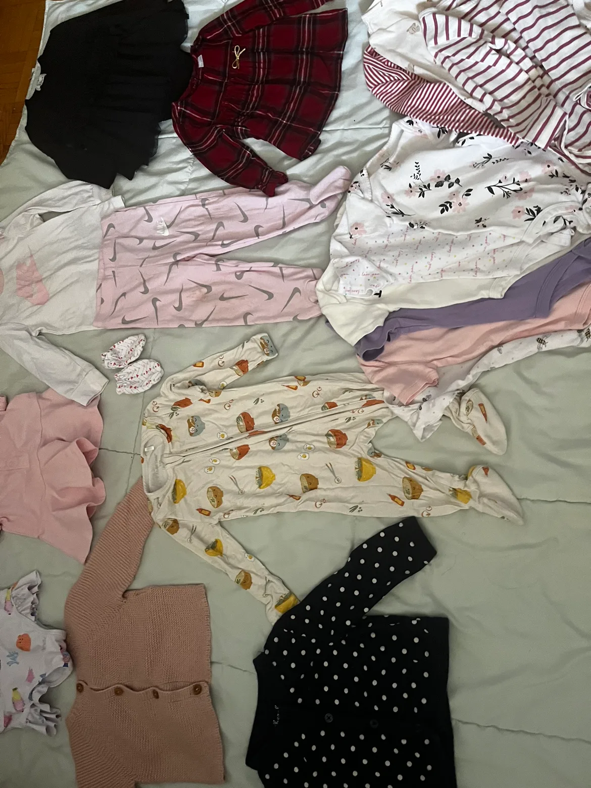 Baby Girl Clothes Bundle image indicator(4)