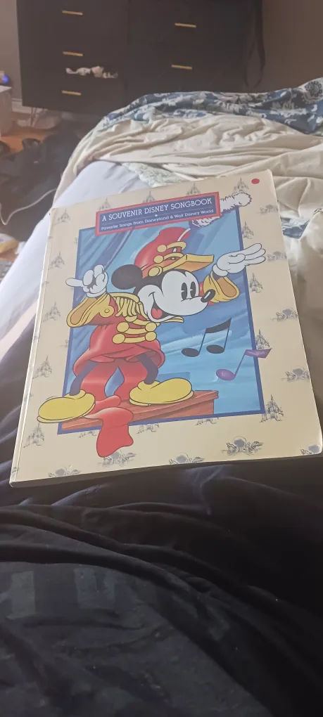 A Souvenir Disney Songbook thumbnail