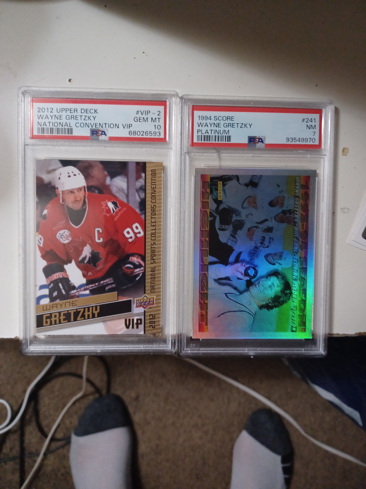Wayne Gretzky Hockey Card Blowout!!