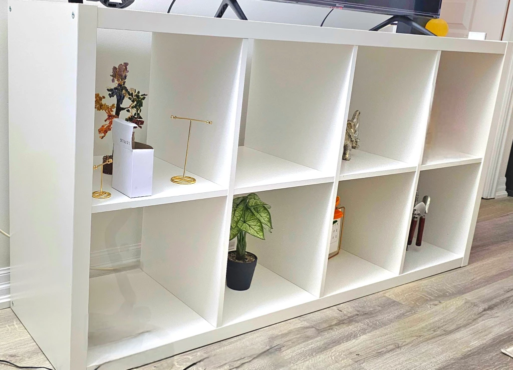 White Shelving Unit - photo 3
