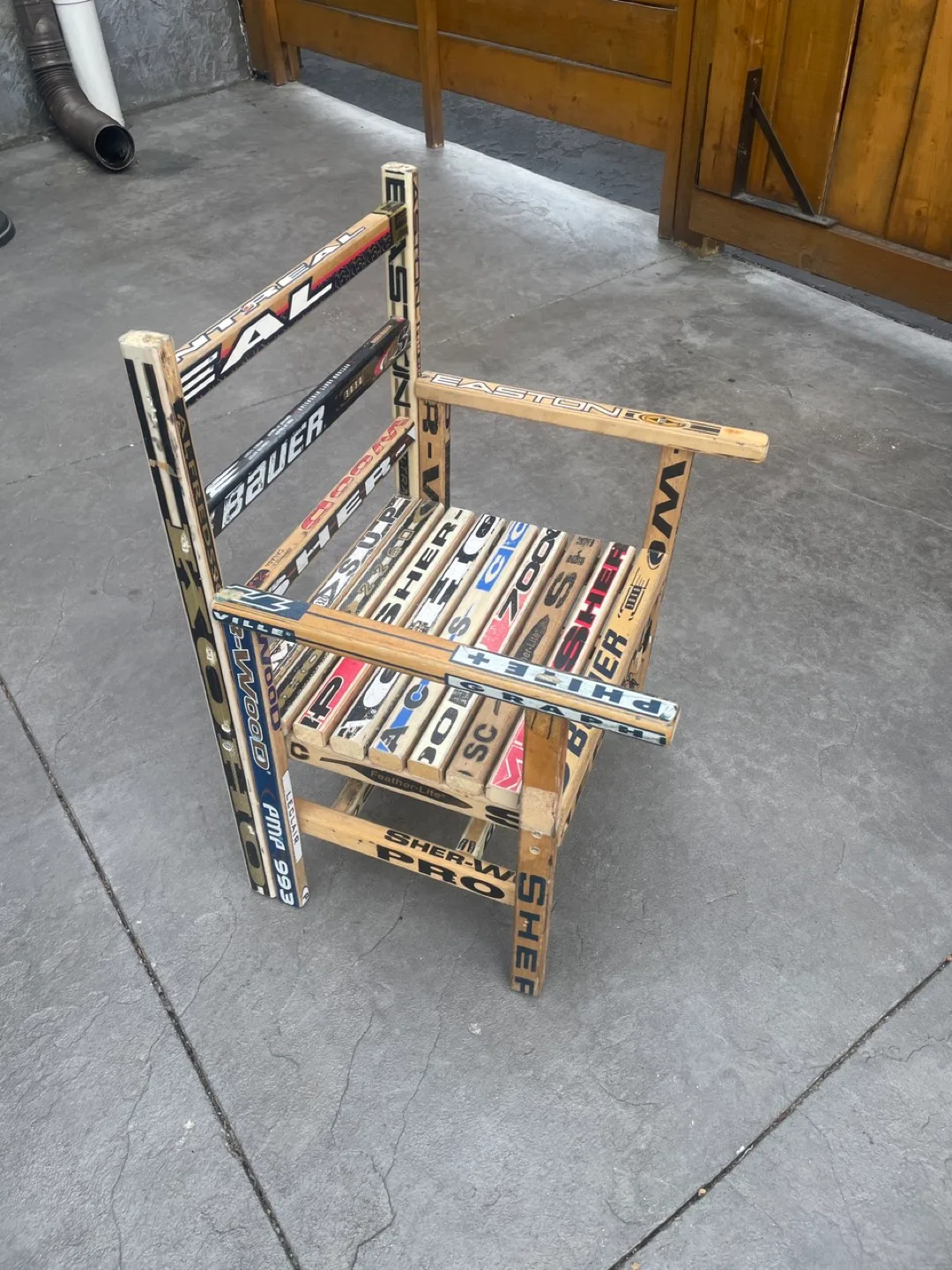 Kids hockey stick chair image indicator(2)