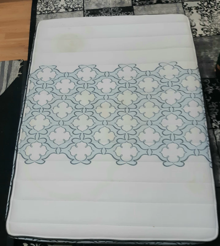 Queen Size Mattress 🧡 - photo 2