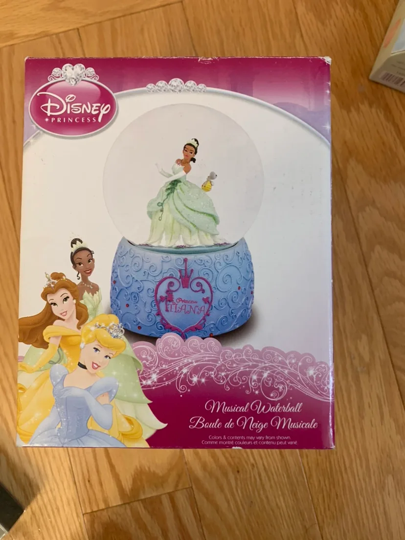 Disney Princess Tiana Musical Waterball thumbnail