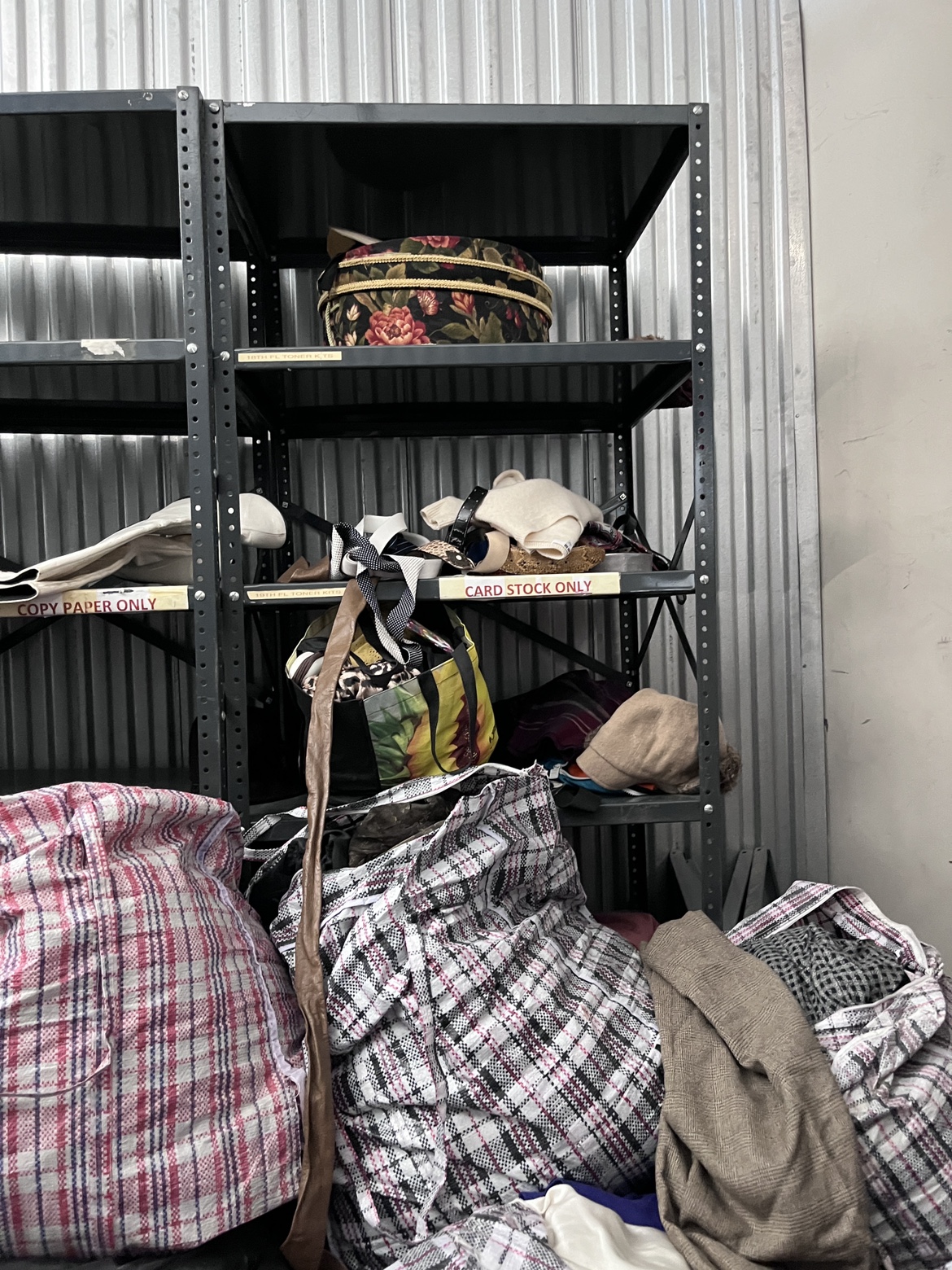 Free shelves - photo 2