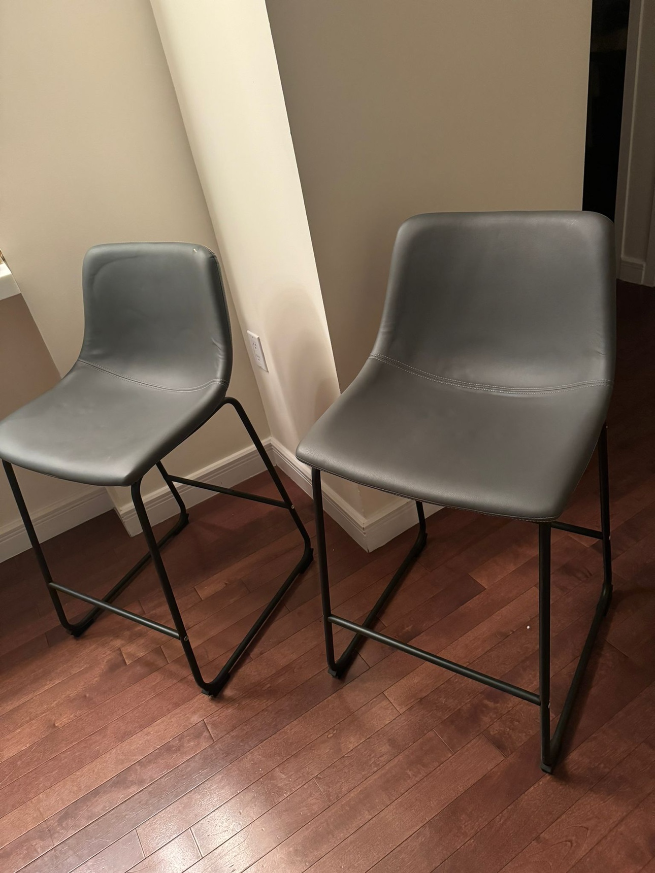 2 x Counter Height Chairs - photo 4