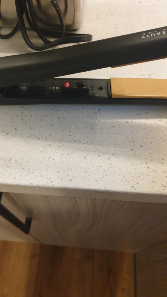 Chi brand Flat Iron - photo 2
