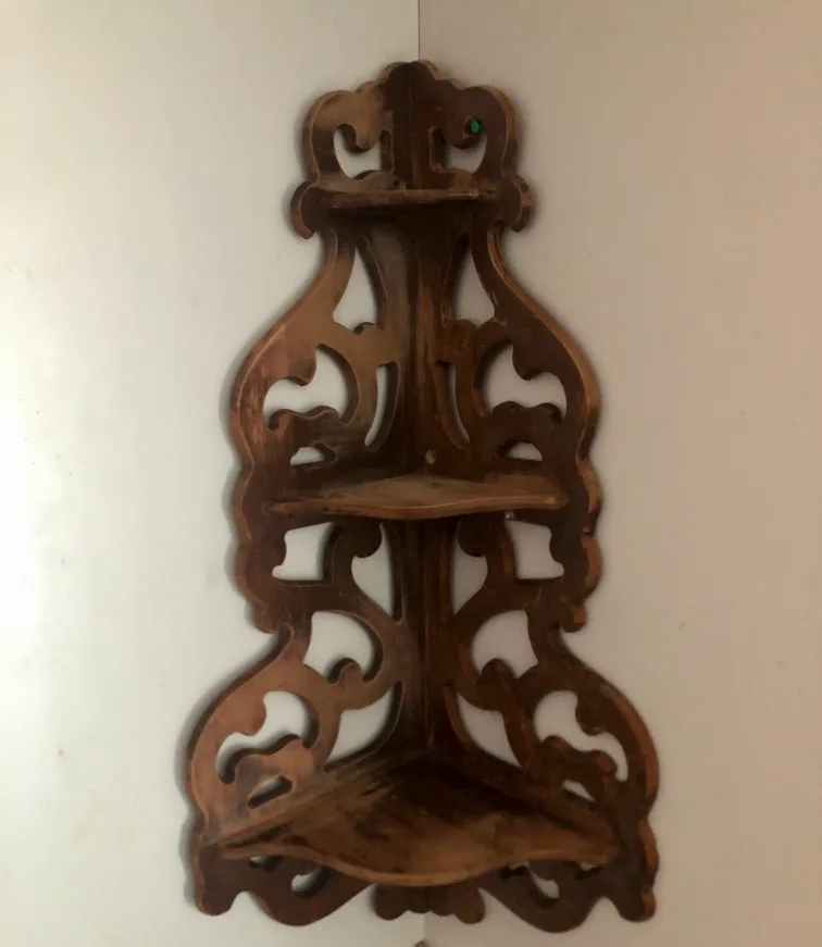 Wooden Corner Shelf image indicator(3)