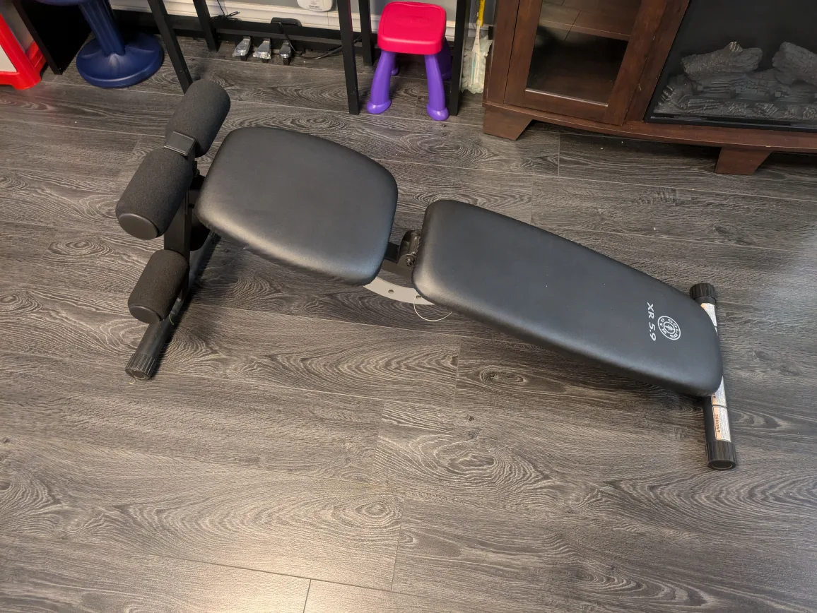 Gold's Gym XR 5.9 Weight Bench image indicator(2)