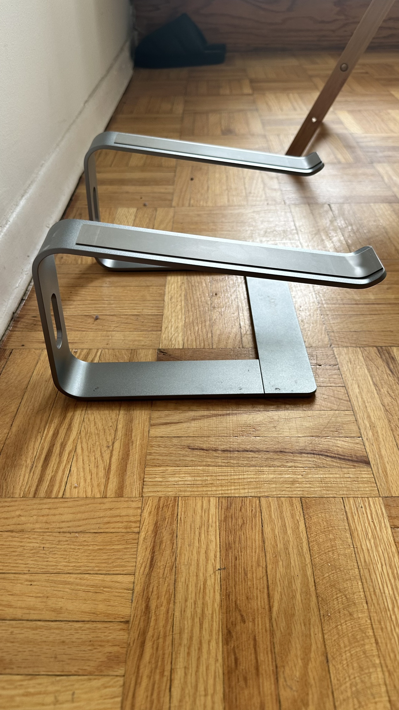 Laptop Stand - photo 3