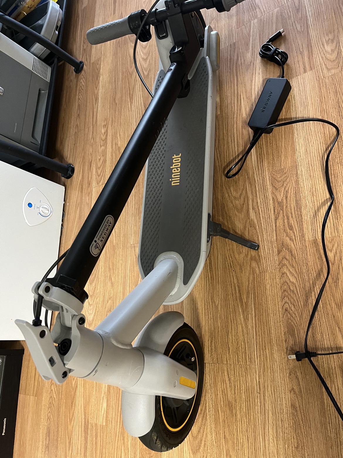 Ninebot G30 MAX Electric Scooter - photo 4