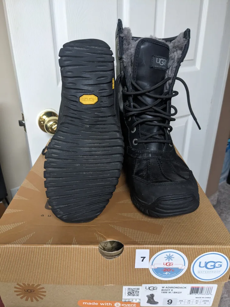 UGG Adirondack Boots image indicator(3)