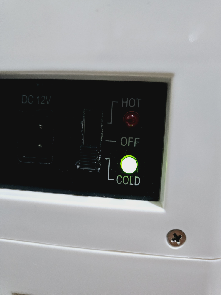 Mobicool Mini Fridge - photo 3