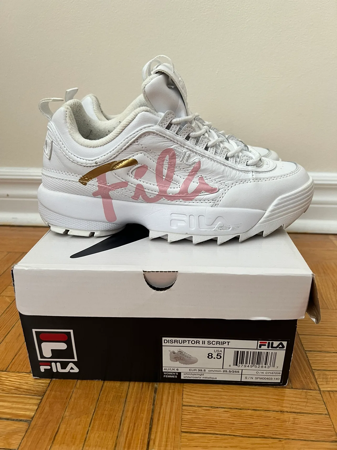Fila Disruptor Sneakers - Women 8.5 thumbnail