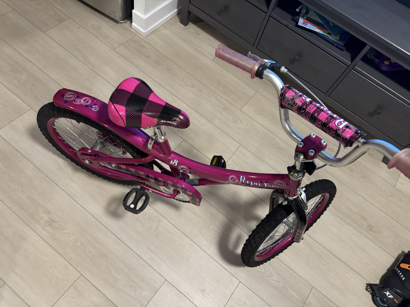 Avigo Purple Rain Bike - 18 inch - R Exclusive