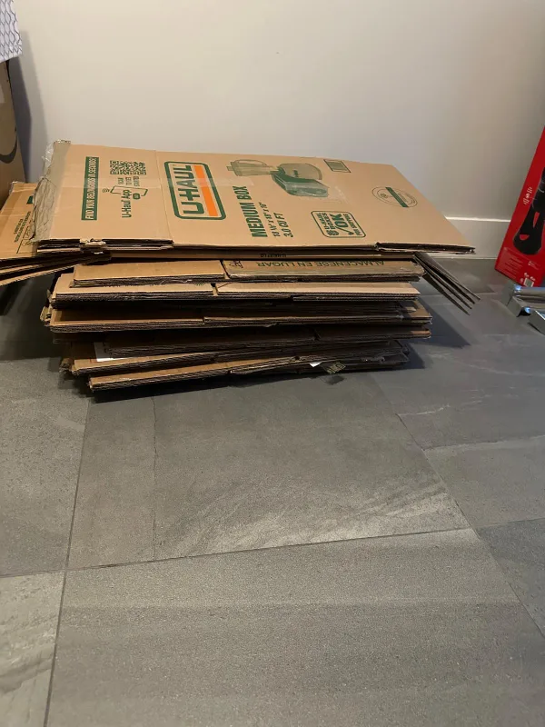 Asserted Cardboard Moving boxes image indicator(3)