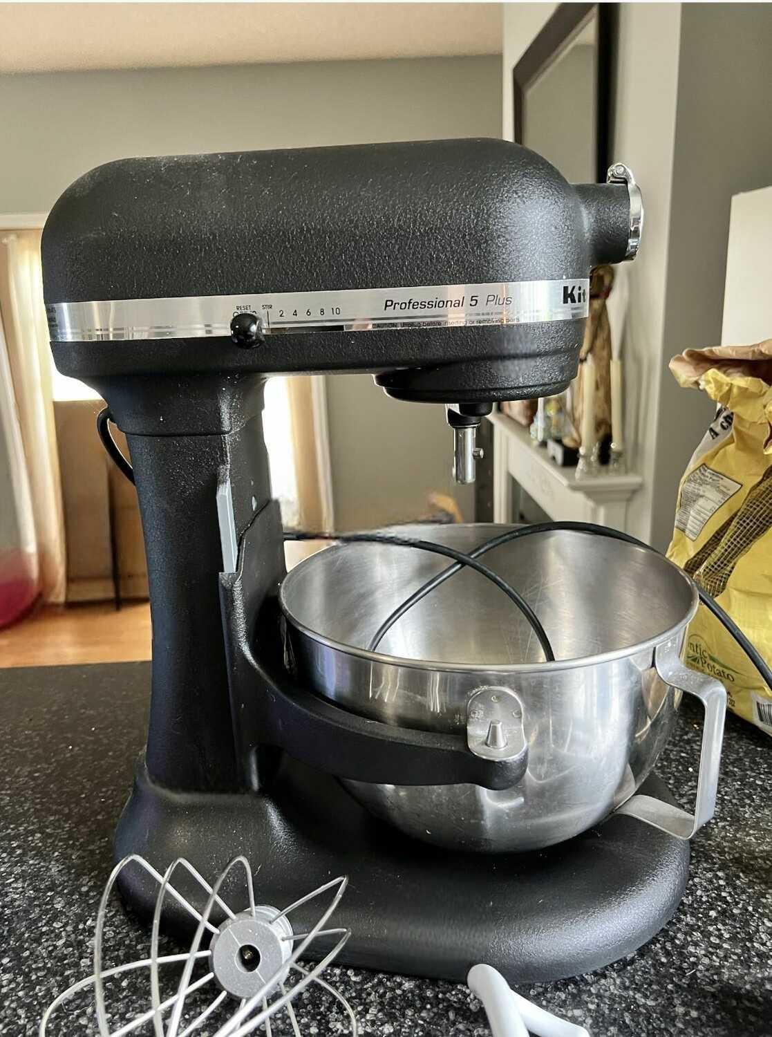 KitchenAid Professional 5 Plus Stand Mixer