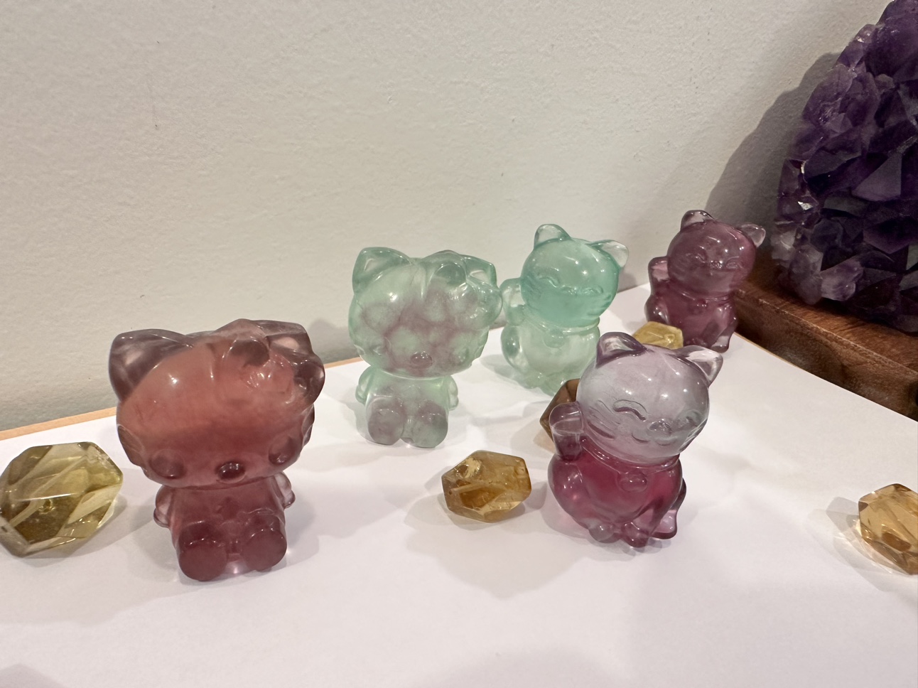 Maneki Neko Crystal Figurines - photo 3