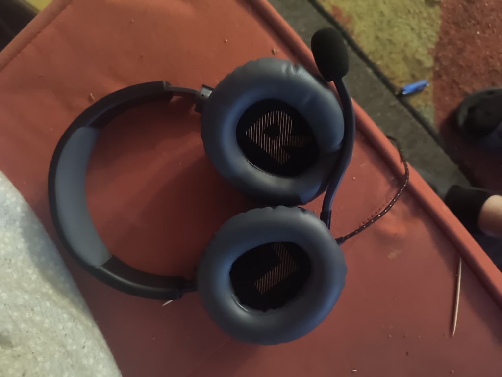 JBL Quantum 100 Wired Over-Ear Gaming Headset