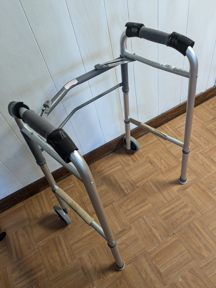 Guardian 4 Wheel Walker - photo 2