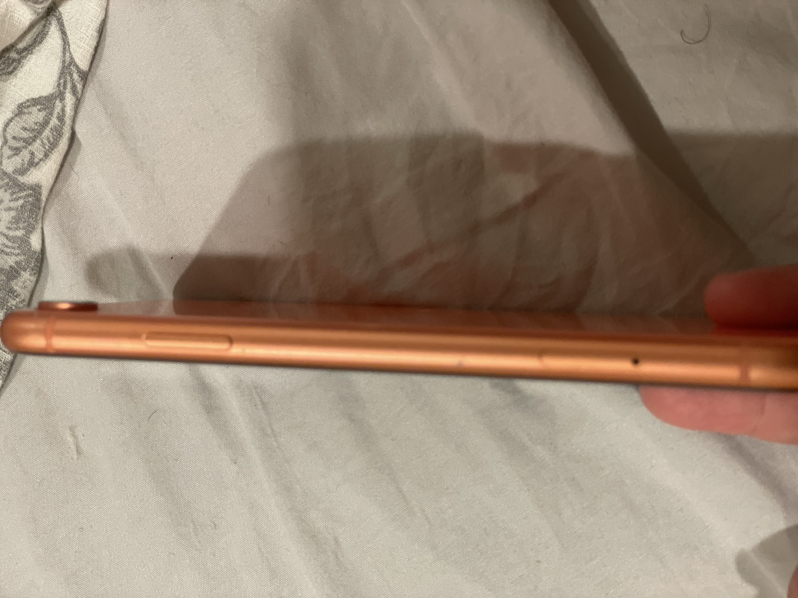 iPhone XR (Coral) - photo 5