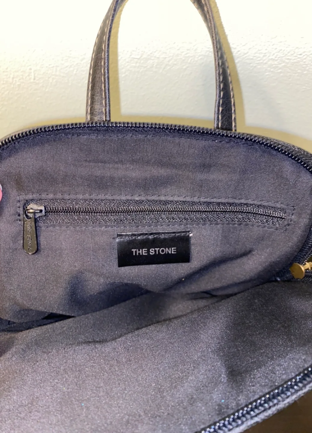 The Stone Small Leather Backpack image indicator(4)