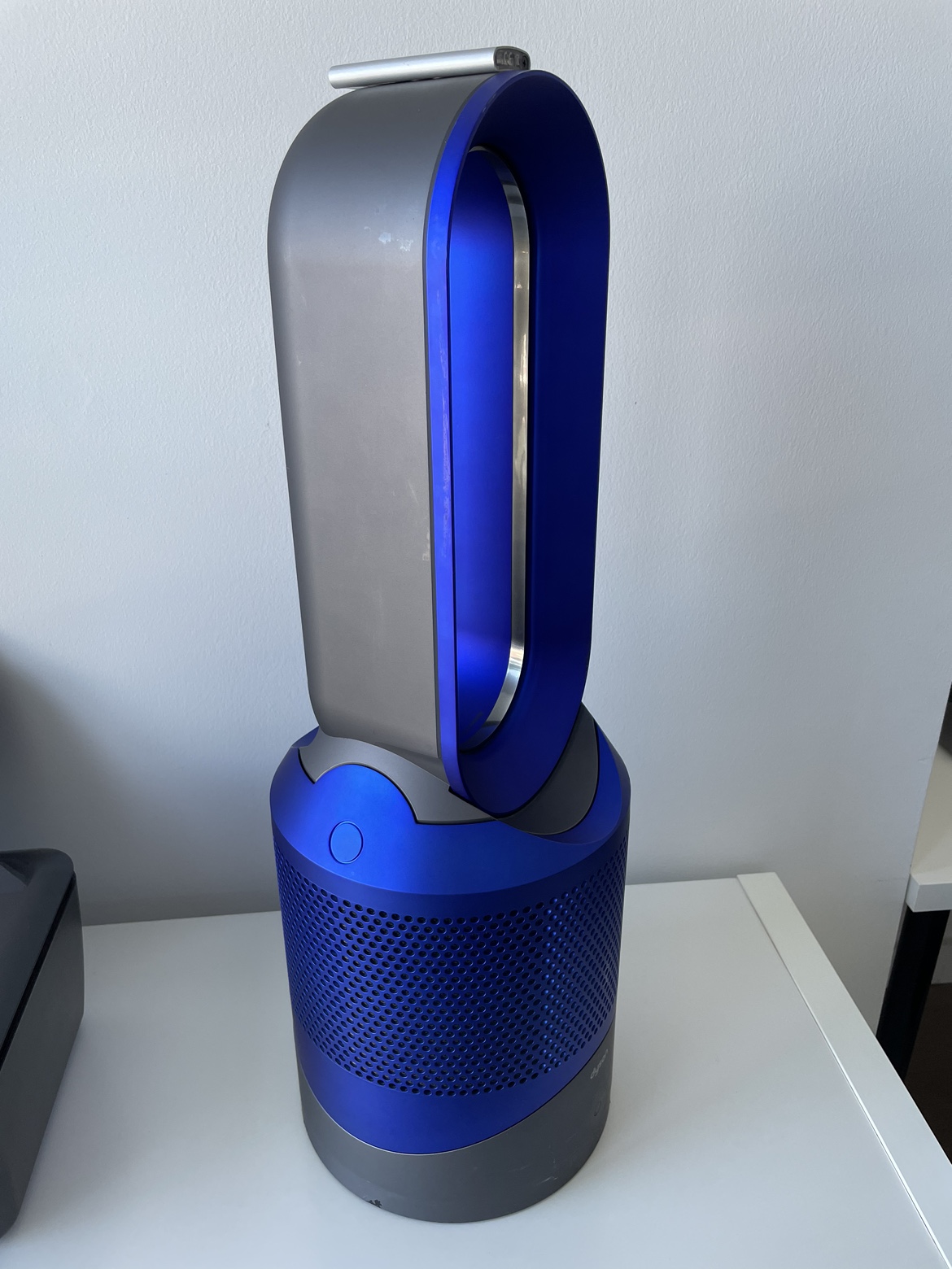 Dyson Air Purifier / Heater / Fan hp01