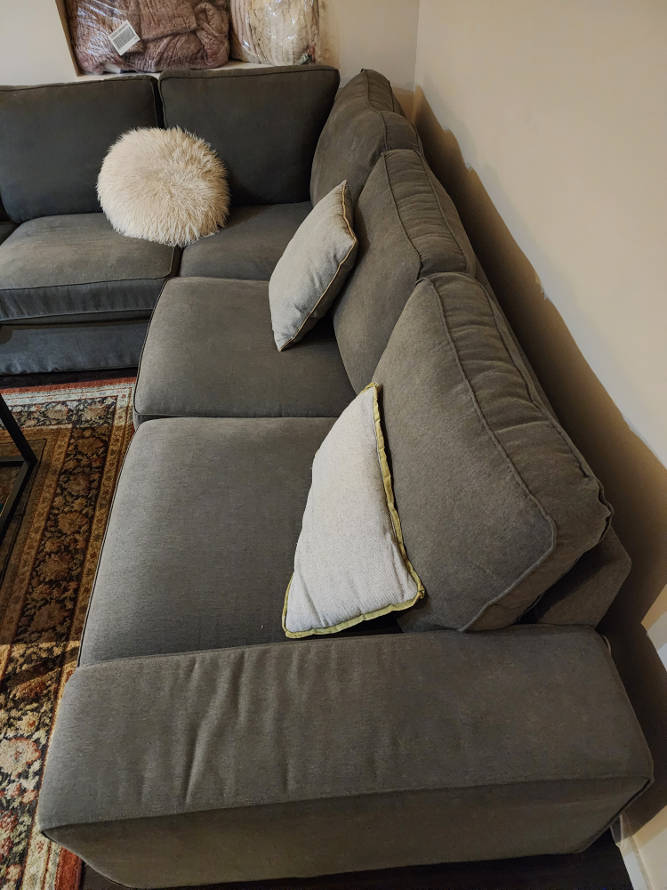 Sectional Couch for 6 people!!! - photo 3