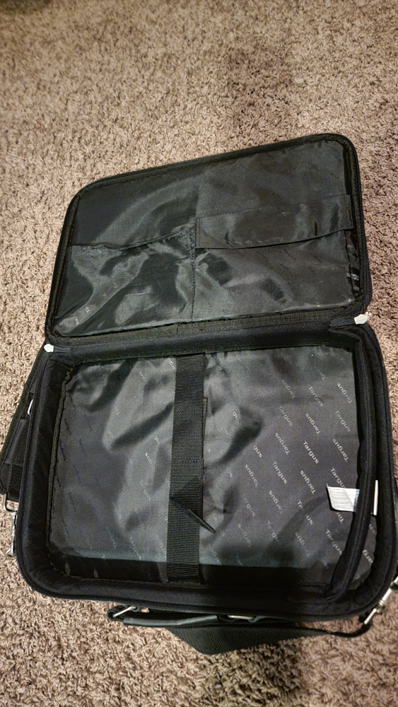 Targus Laptop Bag #freecycle - photo 4