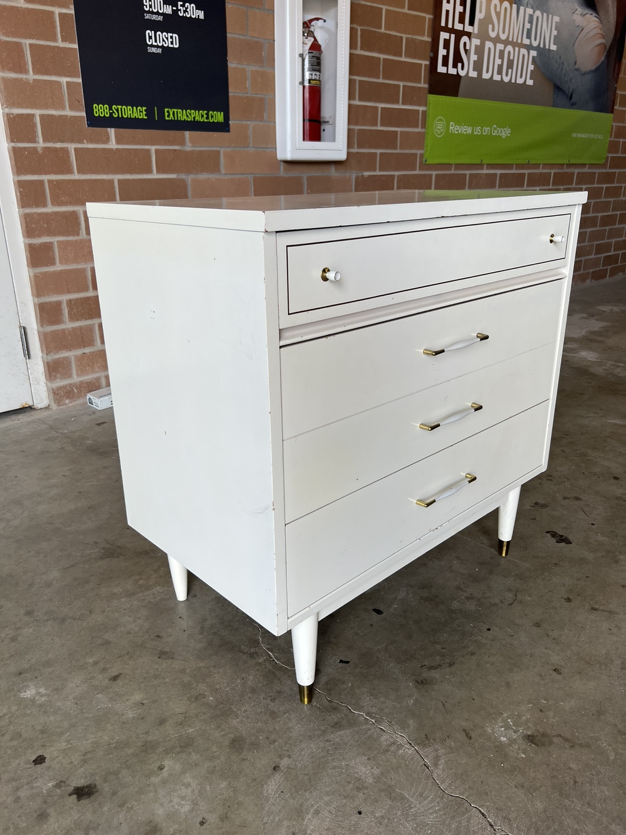 White Mid Century small Dresser - photo 2