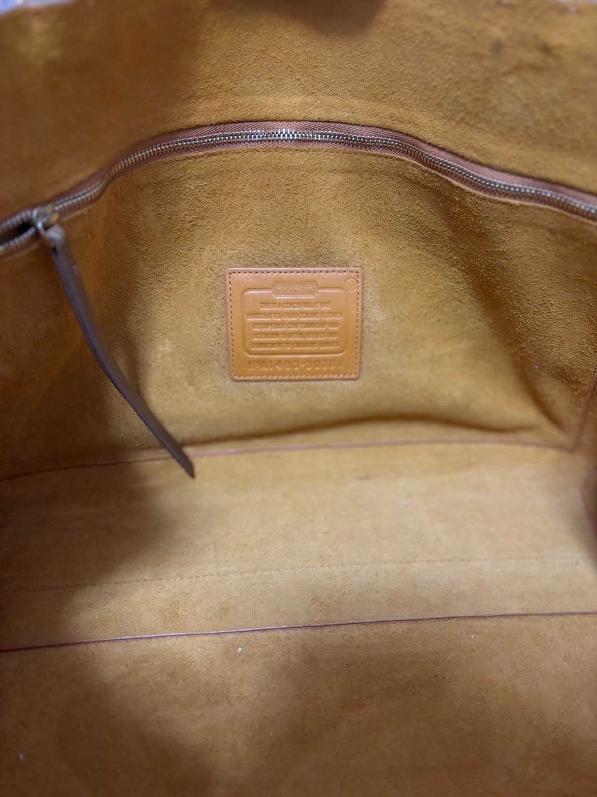 Coach bag and green purse - photo 2
