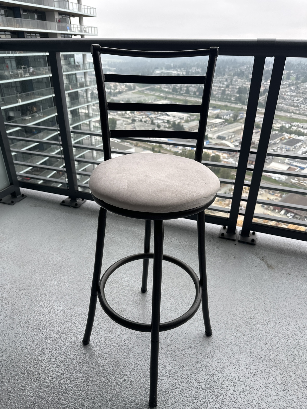🥕 High Bar Chair / Tall Bar Stool 🥕 - photo 2